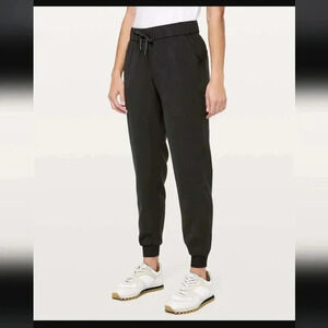 Lululemon On The Fly Jogger Black 8